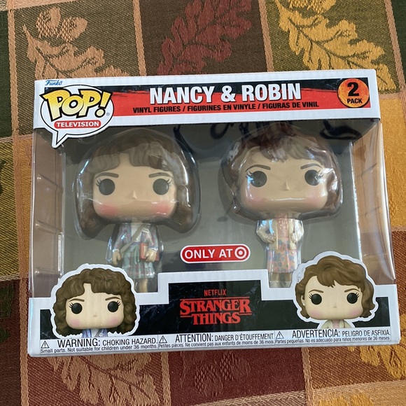 Funko POP! TV: Stranger Things - Nancy Wheeler and Robin 2pk (Target Exclusive) - Picture 1 of 8